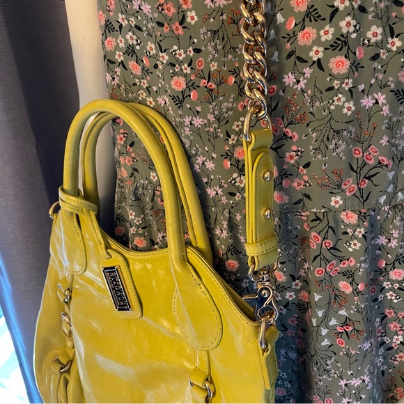 Used only once!  Gorgeous Badgley Mischka American Glamour yellow leather bag - Picture 4 of 13
